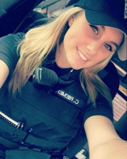 🚔sexy🚓cops🚔