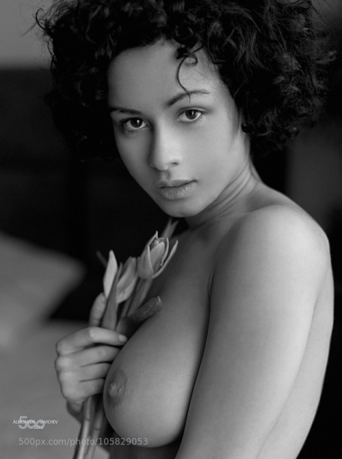 propersmut:  * by shuryan77 http://ift.tt/1P97mdd