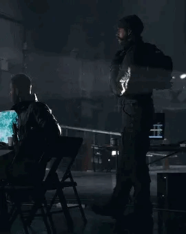 Captain Price Doing His Little Tippy Toes Hip Thrusty Thing.