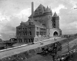rawrzuhlind:  CP Station, Vancouver, 1884. Photo courtesy of Vancouver 125 