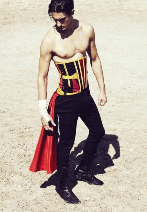 sweeteyecandyguys:  Eric Anderson