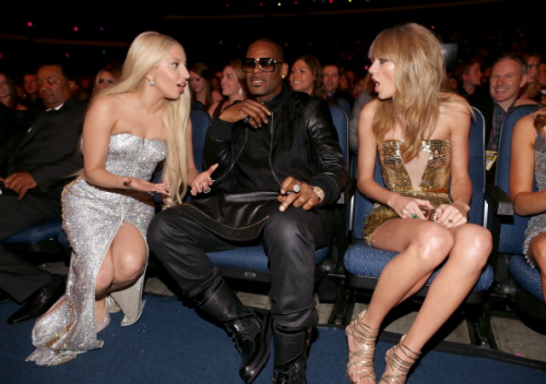 dadojaneholland:  Lady Gaga, R.Kelly and Taylor Swift at AMAs