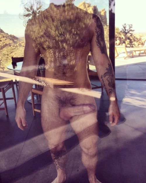 plazerextremo: Nigel March Hairy and Hung with a Beard.