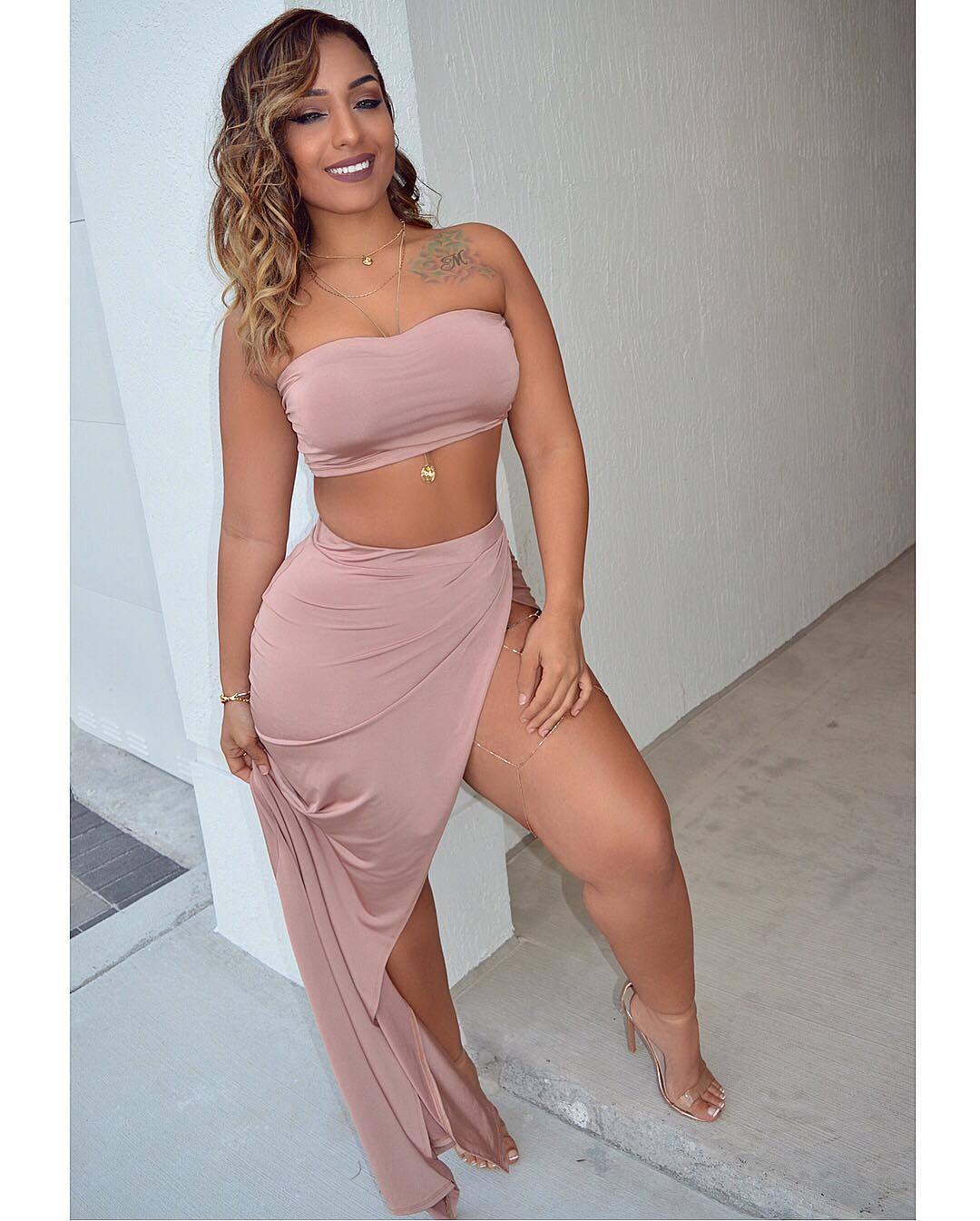 http://superwomaniac.tumblr.com/Absolute Women possess extraordinary superhuman physical