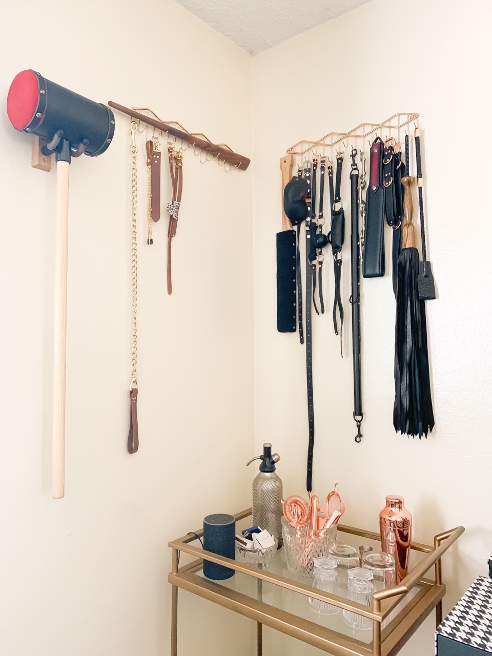 restrainedgrace:Miss Annie’s gear collection is smaller than you might think… who has time to make things for themselves? 😅 What pieces are in your dream gear collection?
