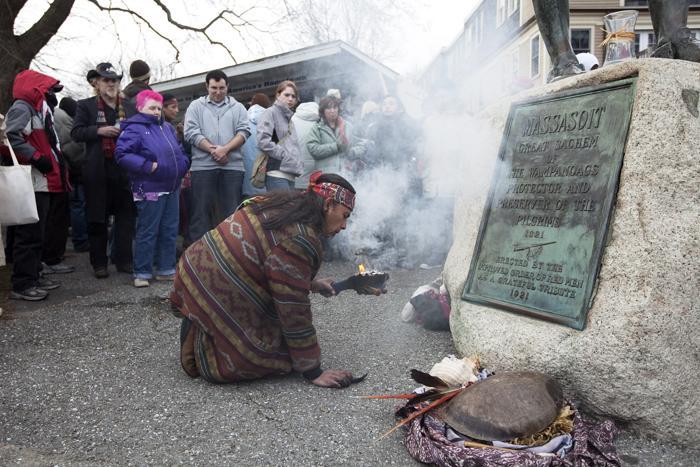 fuckyeahmarxismleninism:  National Day of Mourning Reflects on Thanksgiving’s Horrific,