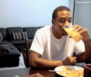 dayumshecangetit:  ayejiahchillout:  strivingking:  ayejiahchillout:  I’ve cooked