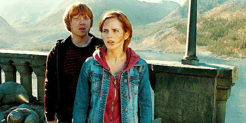clarkgriffon: Ron Weasley & Hermione Granger in Harry Potter and The Deathly Hallows Pt. 2