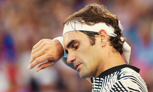 federerblog:Roger Federer defeats Kei Nishikori 6-7(4) 6-4 6-1 4-6 6-3 in the 4th round of the Austr