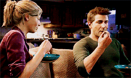 disdaidal:  uncharted 4 (14/?): “Boring stuff. Tell me about the article.”