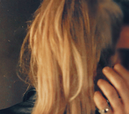 kimidakewooooo:  #this is AFTER the kiss #disregard evil hand #let’s focus on the