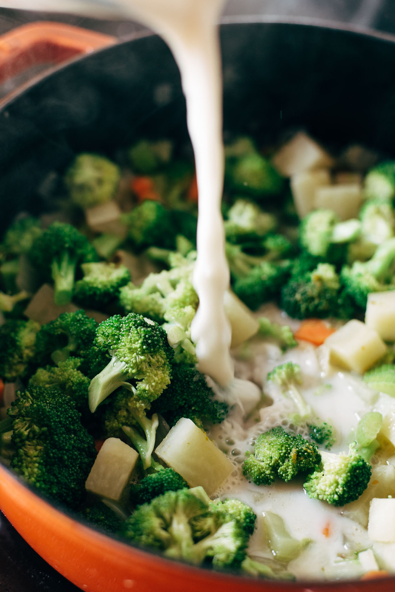 chamfrons-checques-n-champignons: foodffs:  the best detox broccoli cheese soup Follow