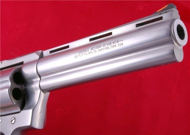 45-9mm-5-56mm:  gunrunnerhell:  Colt Anaconda A large .44 Magnum revolver that is