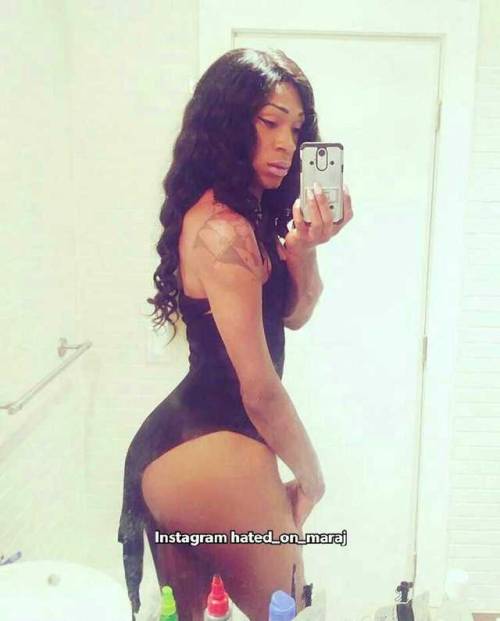 chicagotrannyreloaded:  ifucktrannys:  She sexxi to me I would smash Instagram hated_on_maraj  I’ll cream in her  Yummy