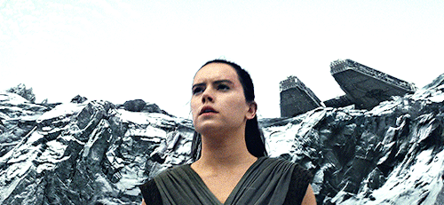 spellman:Daisy Ridley as Rey in Star Wars: Episode VIII - The Last Jedi (2017) 