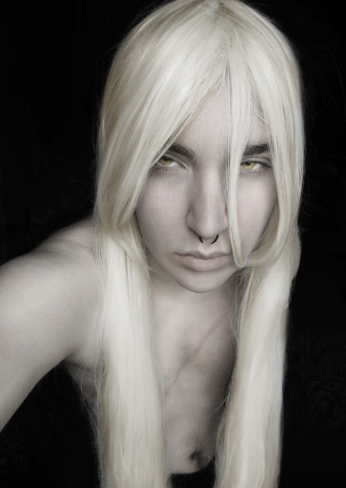   binged castlevania last night and couldn’t resist a costest  