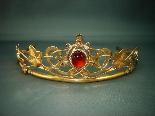 Porn photo brinkb:  whimsy-cat:  Crowns and circlets