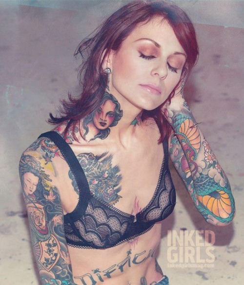 Women with tatoos