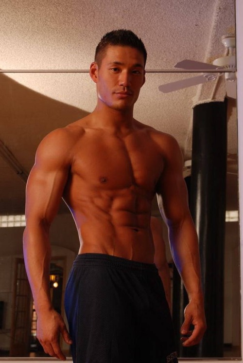 melaninmuscle:  Kevin Taejin Kreider