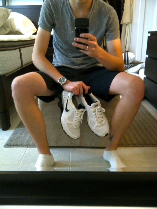 soxnjox: i have a friend who is really into sneakers so i loaned him my white nike shox and no shows