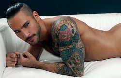 betomartinez:  Jonathan Agassi     Beto’s