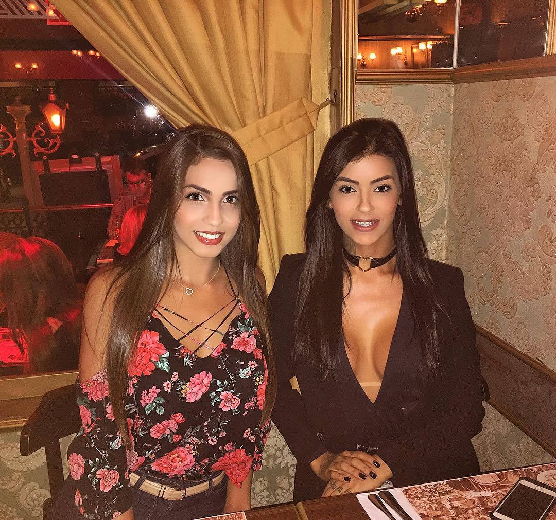 mynextsecret:  Eduarda Vieira and Isabelli Marion