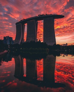 archatlas:      Singapore by Yik Keat In the words of the artist Yik Keat:My name is Yik Keat and I’m a photographer based in Singapore. Raised in this modern and futuristic city, I am proud to call here home and it sure is amazing to be surrounded