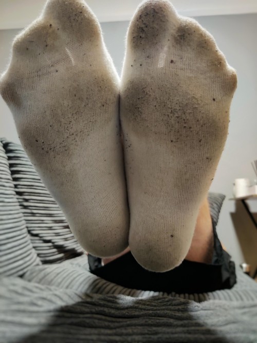 Your Mates Were Laughing Their Heads Off. Your Mate Noah Showing You Off On His Feet. He Used His New