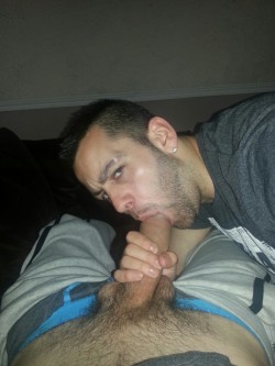 shirtlesshunkphotos:  FUCK Boy! take that thing deep… http://bitly.com/18XXGu3 