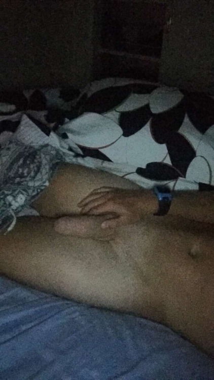 lifewithhunks:  notdbd: AFL player Corey Wagner of North Melbourne gets naked on Snapchat.  Hunks, Porn , Amateurs, Swimmers, Spy, Muscle, Bulges, Lycra and Huge Cocks.  http://lifewithhunks.tumblr.com/