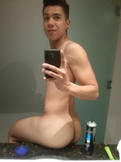 Porn photo dckstroke:  Rico cabrón, riquísimas nalgas