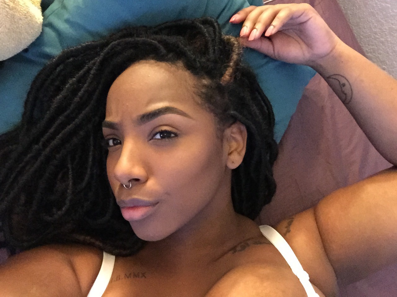 millionairemooch:  melanin-spice:  brwnsknbae:  I got tagged by ellegreatness and