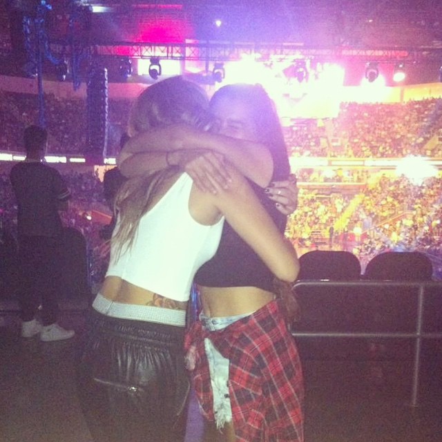 villegas-news:  jasminevillegas: Baby girl I love you ❤️