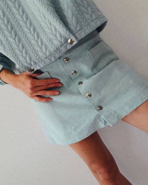 Mint on Mint / Wearing Braids Sweater with Riveted Creases &amp; Jeans Skirt with Rivet Buttons 