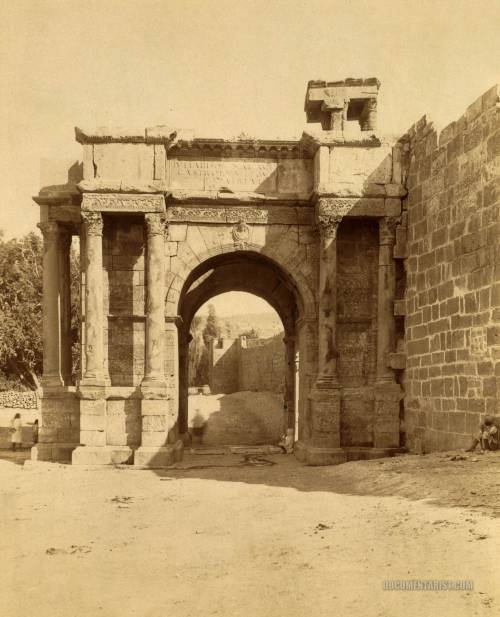 classicalmonuments:Arch of CaracallaTheveste, Algeria211-214 CE10.94m side to side + height The Arch