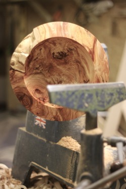 hatchetjackhandtools:  Daily Woodworking Inspiration for Yew!