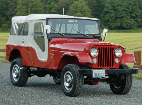 rollerman1:The Jeep CJ-6. Made from 1955-75. It was a CJ-5 with 20" added behind the door opening & ahead of the rear fender arch. The wheelbase was 101-inches from 1955-1971, 104-inches from 1972-1975.