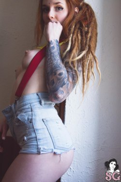 thatattoozone:  Maryann Fox (Fennek Suicide)