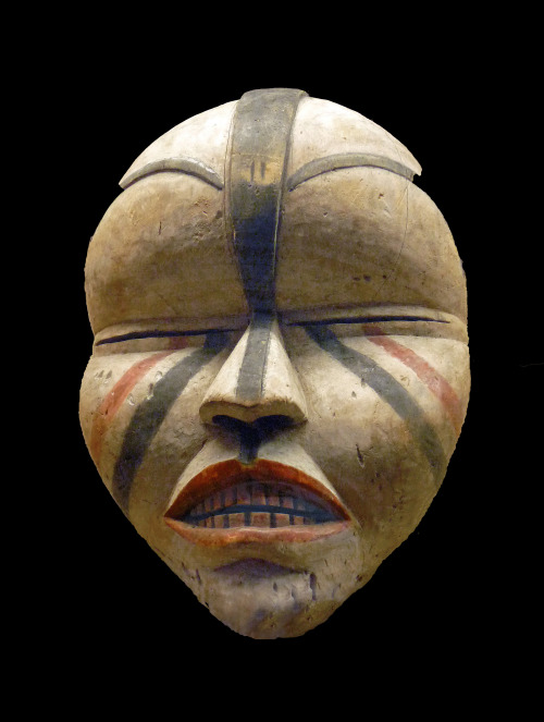 Ndunga mask of the Woyo people, Kingdom of Ngoyo (in present-day Democratic Republic of the Congo an