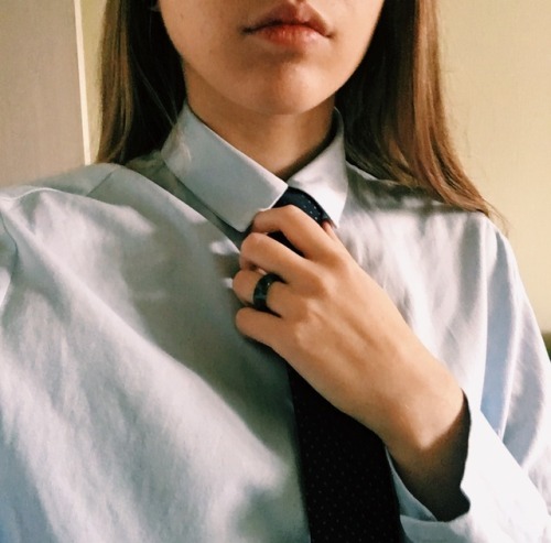 I bought a tie and now I can say that your daughter calls me daddy :D