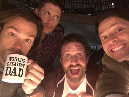 casisanidjit: I’m really liking the four of these dorks together