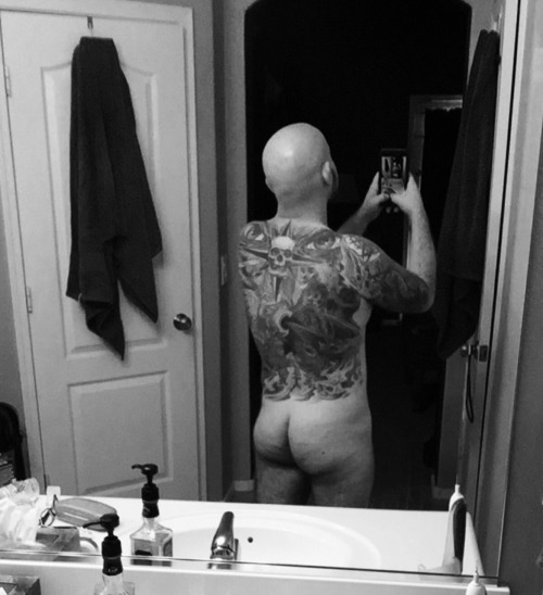 Porn Crappy mirror butt selfie. photos