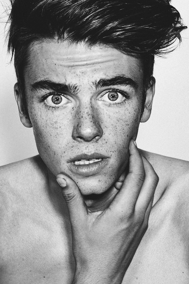 &ldquo;All these freckles weren&rsquo;t there before you hypnotized me&hellip;right?!&rdquo;
