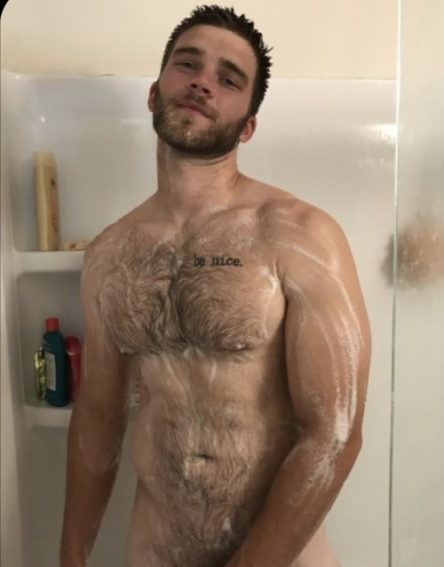 blondboy4men:🧔🏼