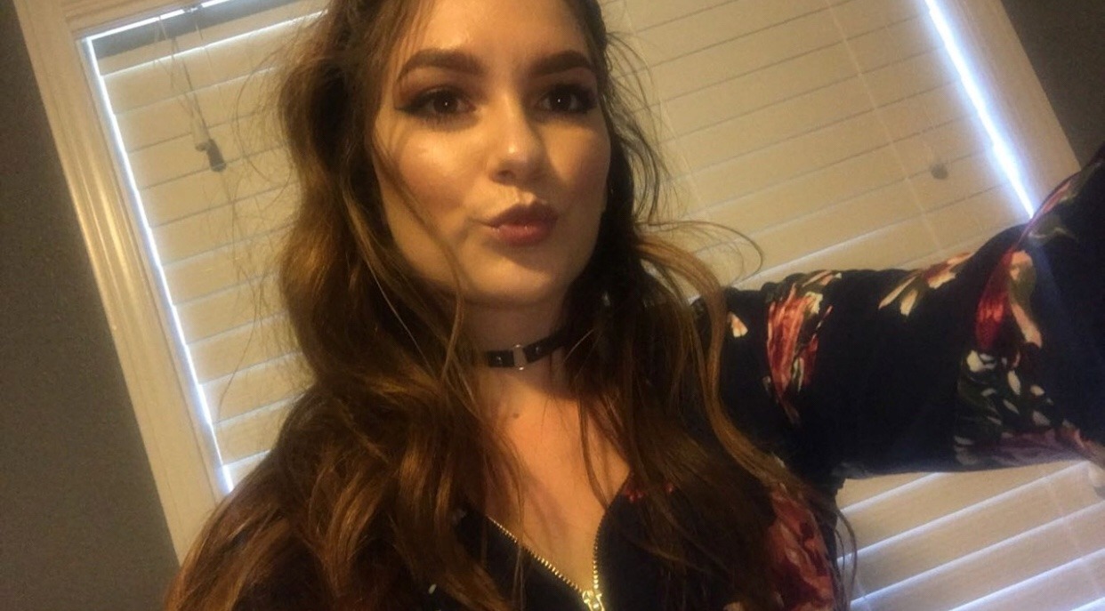 lovelychavsluts:  Hot American slut