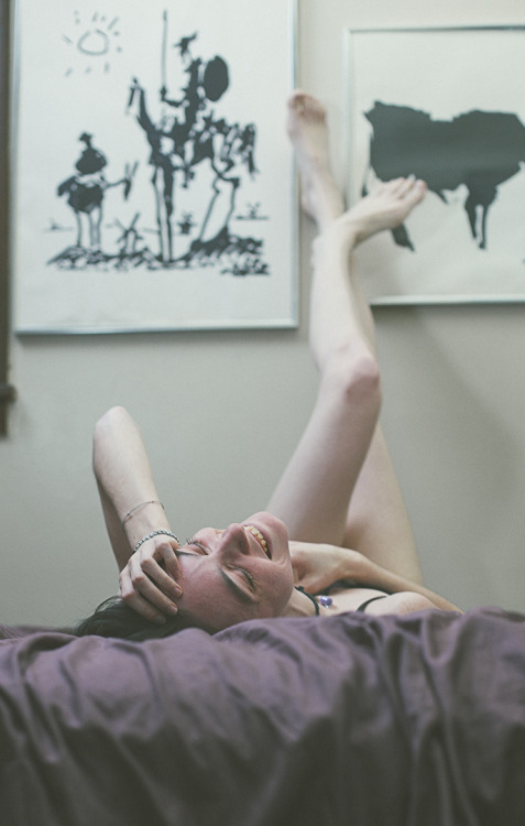santrizosphotographyblog:  Re-edit of a boudoir shoot I did about a year ago! Such a fun shoot with a pretty gal! 