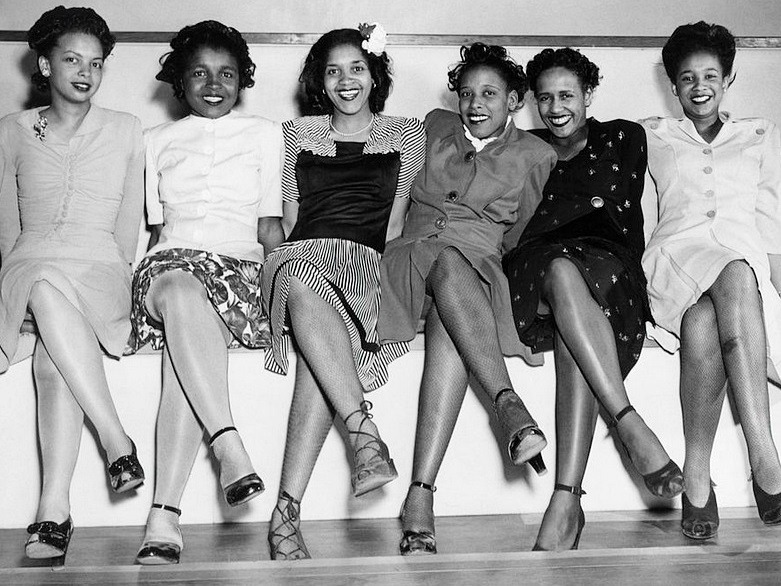 kittypackards: Pin-up girls pose at the Spring Formal Dance at the Sandpoint Naval
