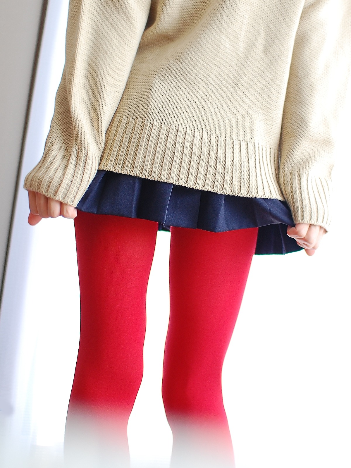 sutiblr:  School Uniform with Red tights