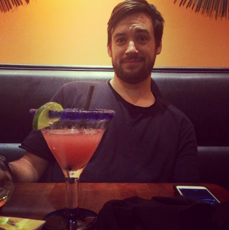 trumatblvck:just having a drink with daddy Ross 🍹