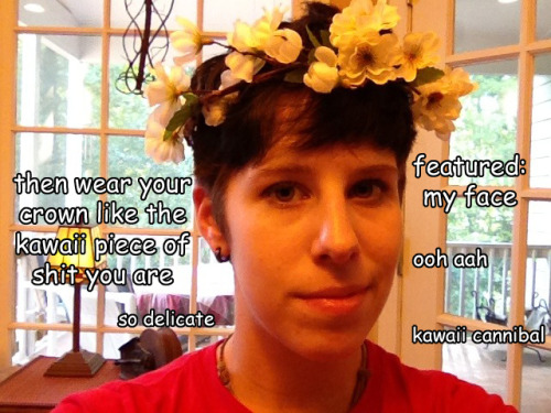 bilesandthesourwolf:thespookynan:How to make a flower crowni’m crying at how perfect this is. 